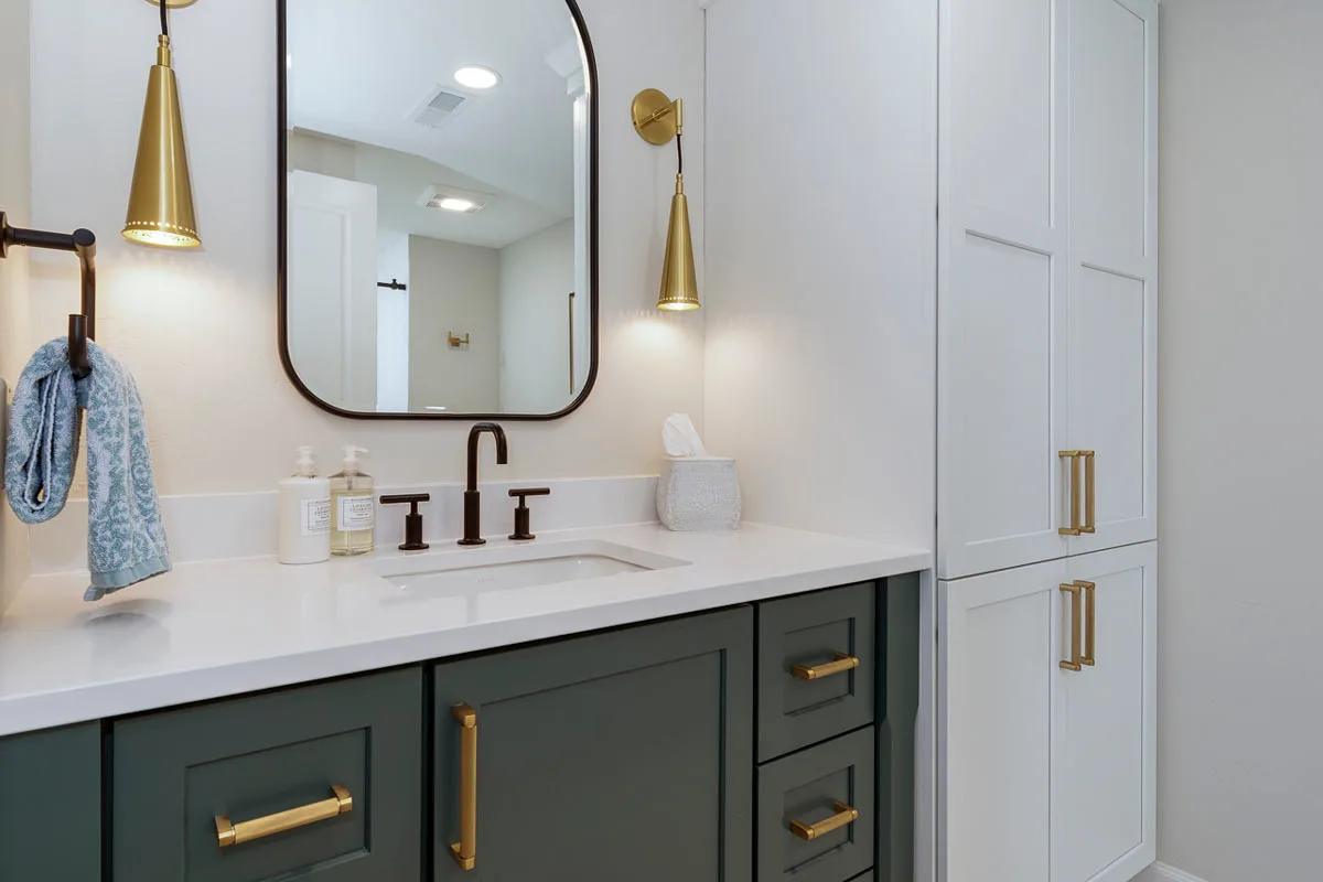 New bathroom vanity