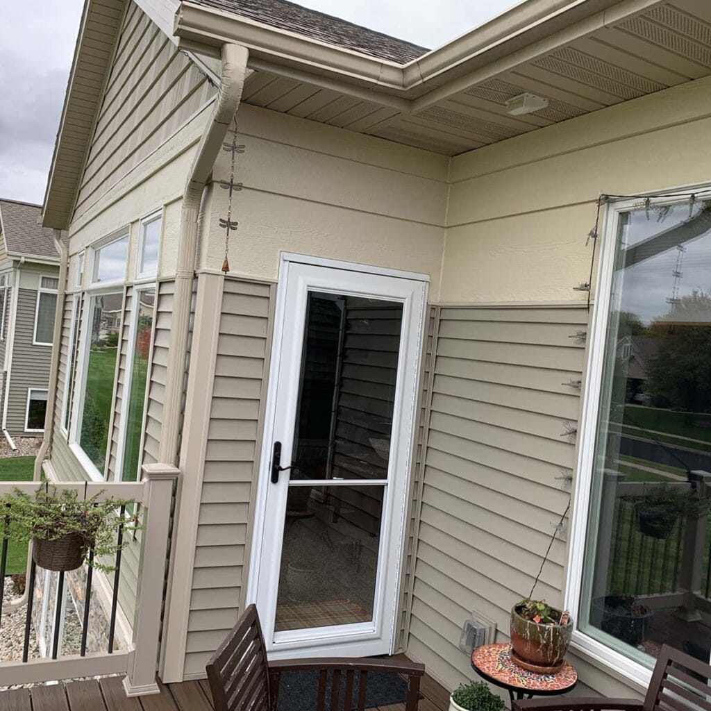 patio before remodel